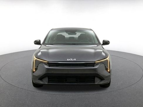 Used 2025 Kia K4 FWD image 2