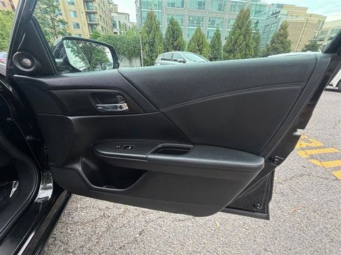 Used 2013 Honda Accord EX-L image 30