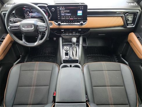 Used 2024 GMC Canyon AT4 w/ Technology Package image 19