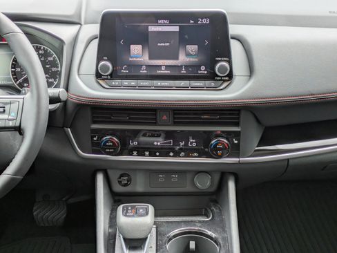 New 2026 Nissan Rogue SV AWD/4WD image 20