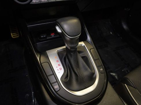 Used 2023 Kia Forte GT-Line w/ GT-Line Premium Package image 15