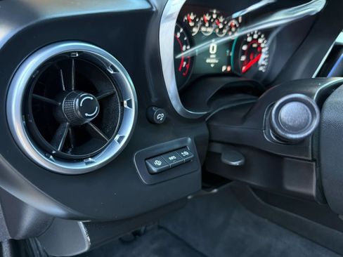 Used 2016 Chevrolet Camaro SS RWD image 36