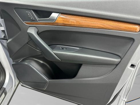 Certified 2023 Audi Q5 2.0T Premium w/ Convenience Package image 22