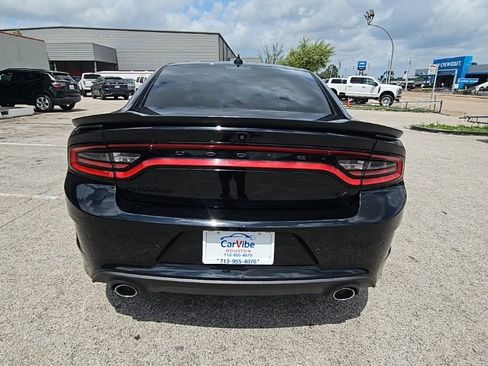 Used 2022 Dodge Charger R/T w/ Blacktop Package image 6