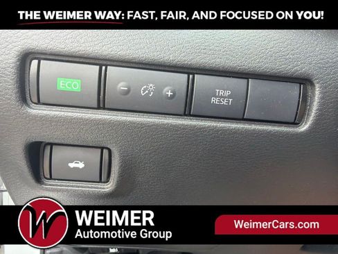 Used 2024 Nissan Sentra SV FWD image 18