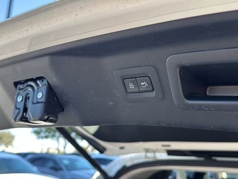 Certified 2024 MAZDA CX-90 Plug-In Hybrid w/ Preferred image 32