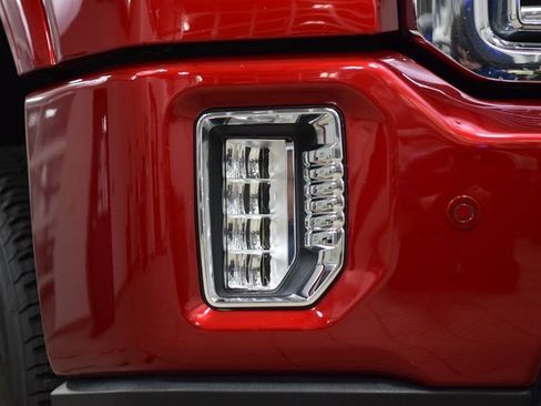 Used 2021 GMC Sierra 3500 Denali w/ Denali Ultimate Package image 14