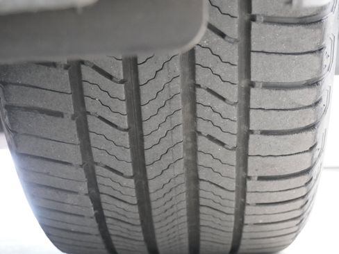 Used 2019 Lexus ES 350 w/ Accessory Package 2 image 32