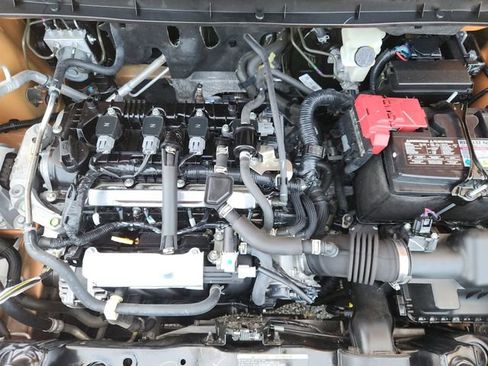 Used 2024 Nissan Kicks SR w/ SR Premium Package FWD image 25