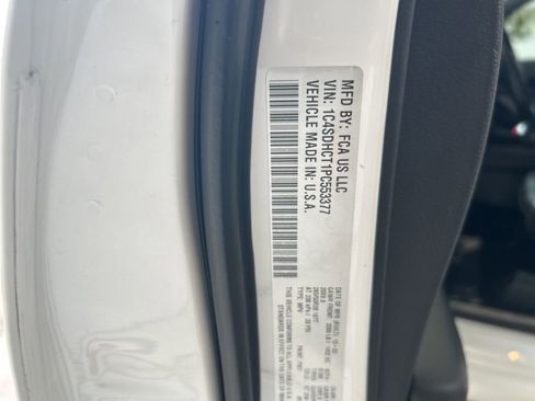 Used 2023 Dodge Durango R/T image 45