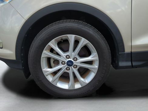 Used 2017 Ford Escape SE FWD image 24