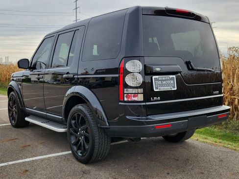 Used 2016 Land Rover LR4 HSE Silver Edition image 3