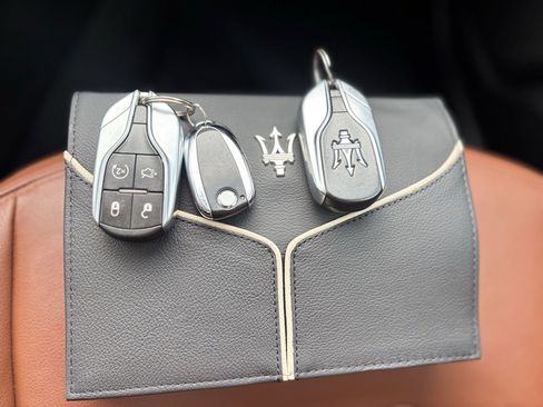 Used 2018 Maserati Ghibli image 28