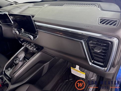 New 2026 GMC Canyon Elevation w/ Convenience Package image 31