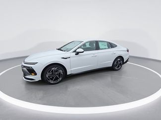 New 2026 Hyundai Sonata SEL FWD video 4