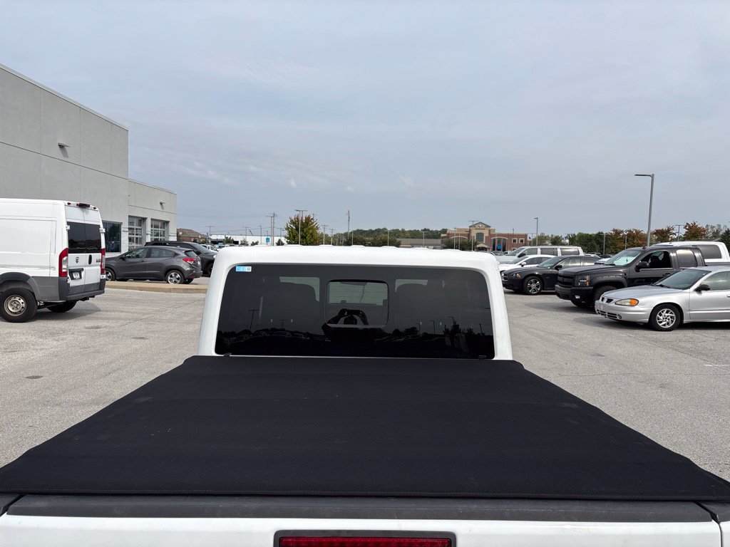 Used 2023 Jeep Gladiator Rubicon w/ Cold Weather Group AWD/4WD image 24
