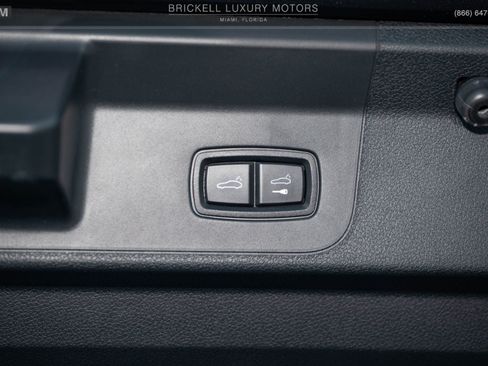 Used 2022 Porsche Panamera GTS image 15