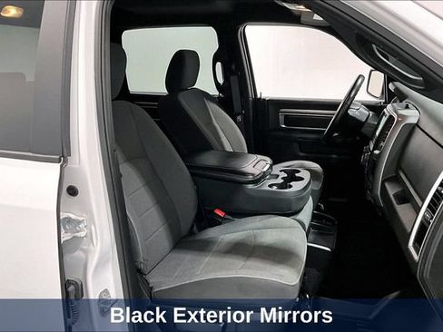 Used 2022 RAM 1500 Warlock AWD/4WD image 40