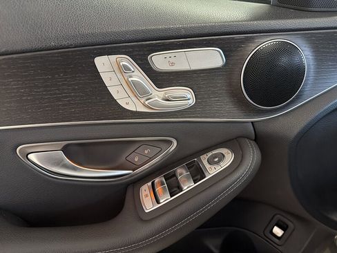 Used 2019 Mercedes-Benz C 300 Sedan w/ Premium Package image 18