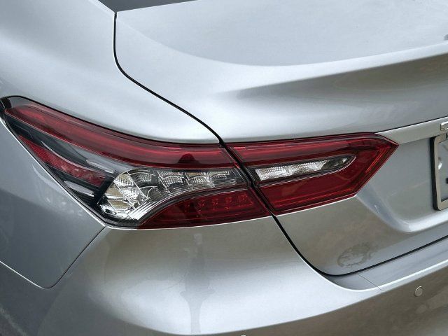 Used 2023 Toyota Camry XLE w/ Navigation Package FWD image 9