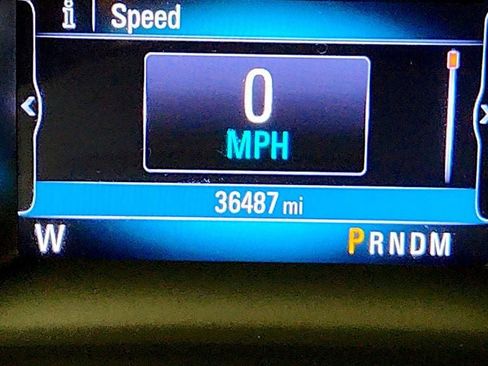 Used 2018 Buick Regal Essence w/ Driver Confidence Package #1 FWD image 15