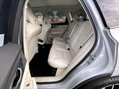 New 2026 Volvo XC60 B5 Ultra w/ Protection Package Premier image 12