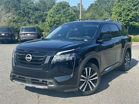 Used 2024 Nissan Pathfinder Platinum w/ Black Appearance Package image 1