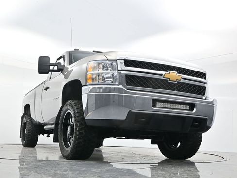 Used 2014 Chevrolet Silverado 2500 LT w/ Snow Plow Prep Package image 37