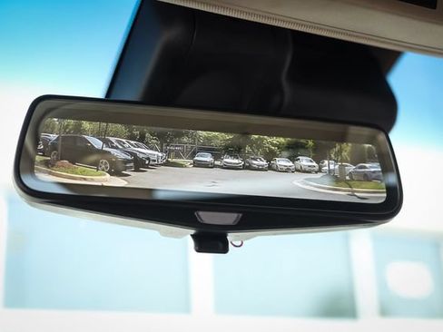 Used 2017 Cadillac Escalade Luxury AWD/4WD image 54