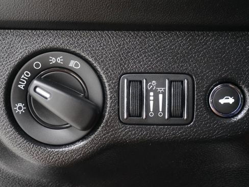 Used 2022 Dodge Challenger SRT Hellcat image 24