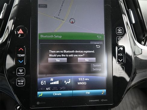 Used 2020 Toyota Prius Prime XLE image 27