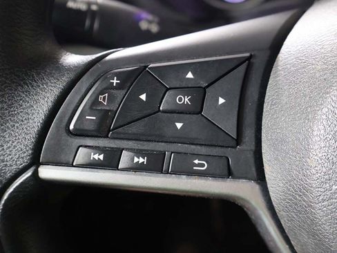 Used 2024 Nissan Sentra SV FWD image 35