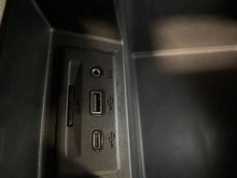 Used 2020 Chevrolet Silverado 2500 LTZ w/ LTZ Convenience Package image 38