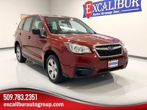 Used 2017 Subaru Forester 2.5i AWD/4WD image 1