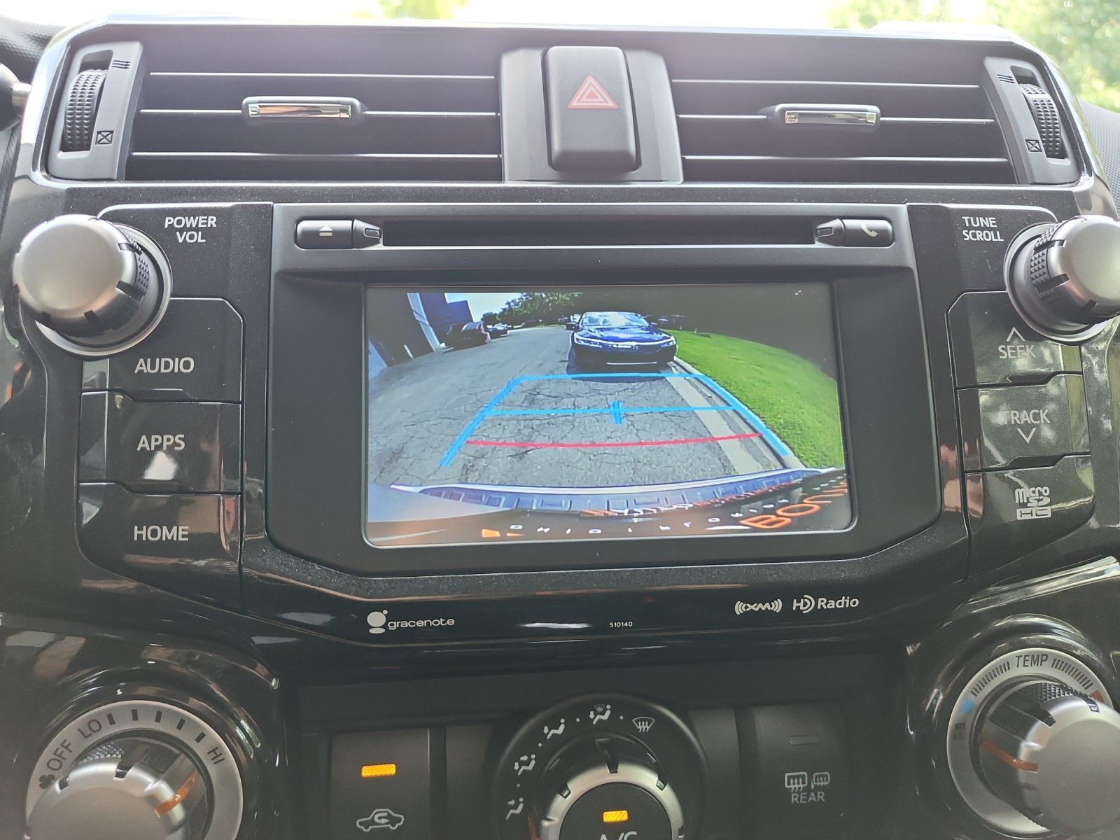 Used 2018 Toyota 4Runner TRD Off-Road AWD/4WD image 19