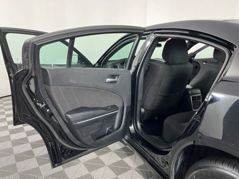 Used 2023 Dodge Charger SXT RWD image 39