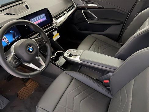 New 2026 BMW X1 xDrive28i w/ Convenience Package image 4