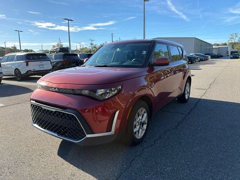 Certified 2024 Kia Soul LX w/ Option Group 015 FWD image 9