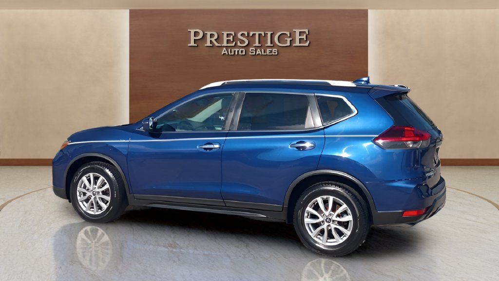 Used 2018 Nissan Rogue SV FWD image 13