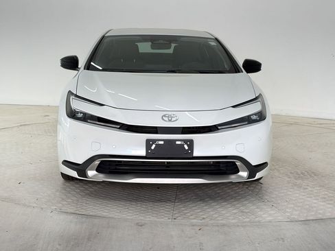 Used 2024 Toyota Prius Prime FWD image 6