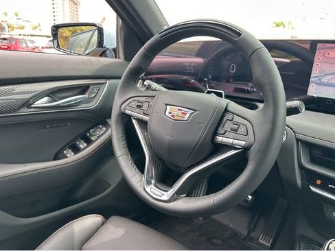 New 2026 Cadillac CT5 V RWD image 8