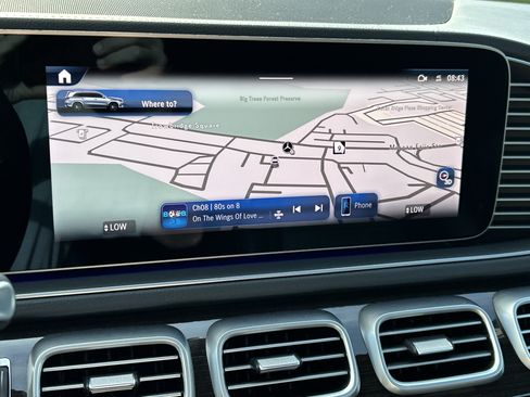 Certified 2024 Mercedes-Benz GLS 450 4MATIC image 33
