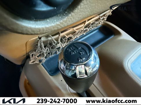 Used 2017 Jeep Wrangler Unlimited Sahara w/ Connectivity Group image 27