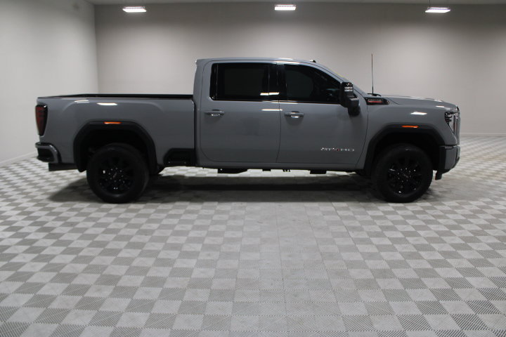 Used 2025 GMC Sierra 2500 AT4 w/ AT4 Premium Plus Package AWD/4WD image 13