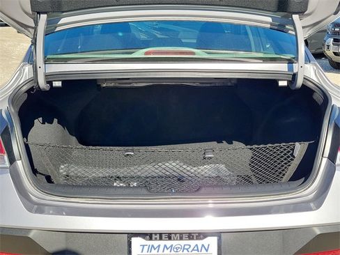 New 2025 Hyundai Elantra SE image 20