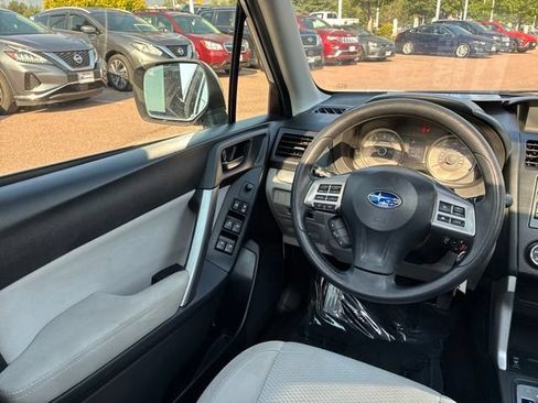 Used 2015 Subaru Forester 2.5i Premium AWD/4WD image 22