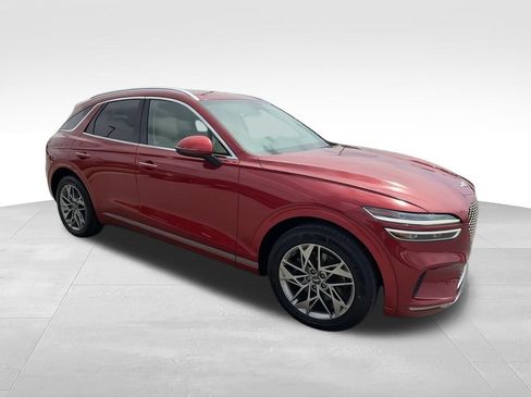 Used 2022 Genesis GV70 2.5T w/ Select Package AWD/4WD image 2