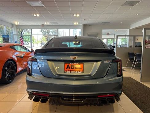 Used 2024 Cadillac CT5 V Blackwing w/ Carbon Fiber Package 2 RWD image 7