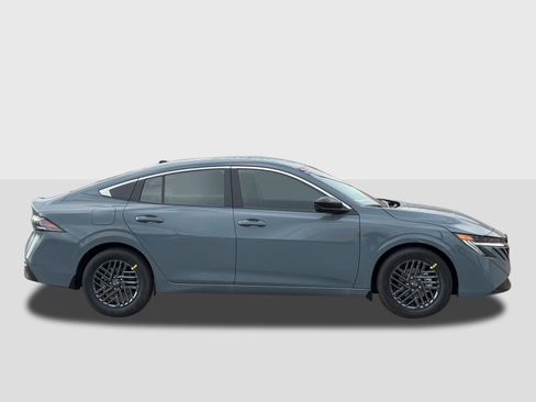 New 2026 Nissan Sentra SV FWD image 8