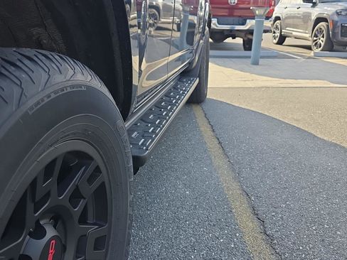 Used 2023 Toyota 4Runner TRD Off-Road Premium w/ Off Road Premium Plus Package image 6